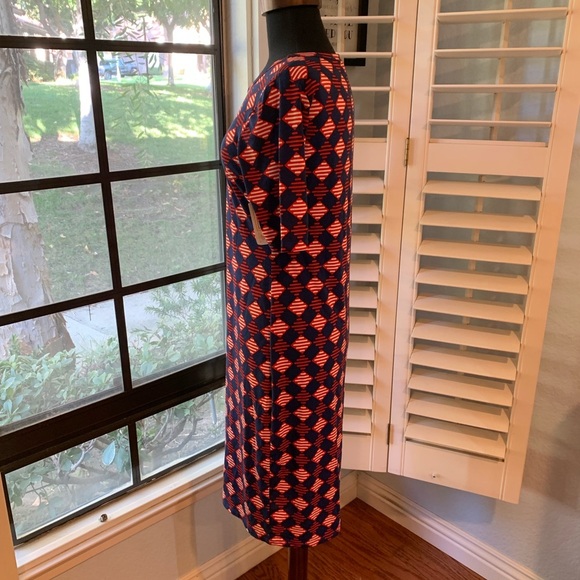 LULAROE “Julia” Shift • NWT!! - Picture 5 of 8